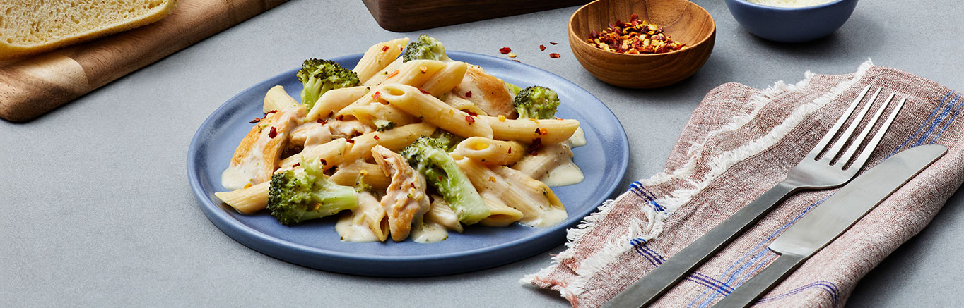 Image of prepared One Pot Creamy Chicken Alfredo with Broccoli recipe